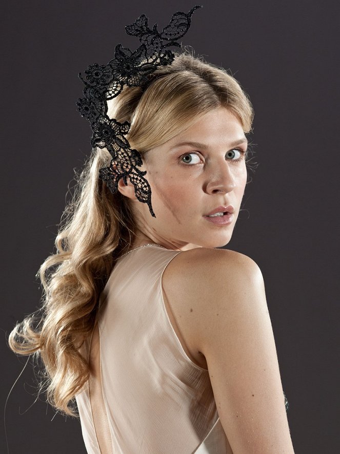 Harry Potter and the Deathly Hallows: Part 1 - Promo - Clémence Poésy