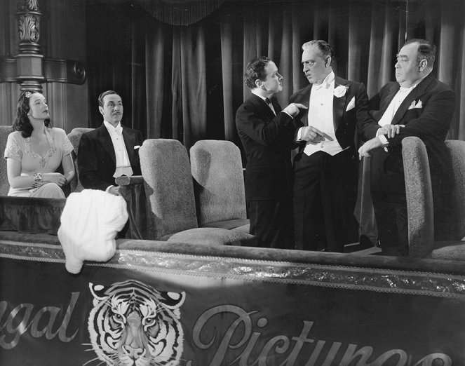 World Premiere - Van film - Frances Farmer, Ricardo Cortez, John Barrymore, Eugene Pallette