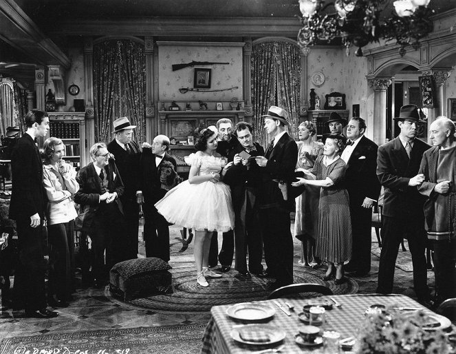 You Can't Take It with You - Photos - James Stewart, Jean Arthur, Lionel Barrymore, Donald Meek, Ann Miller, Mischa Auer, Dub Taylor, Mary Forbes, Spring Byington, Edward Arnold, Halliwell Hobbes