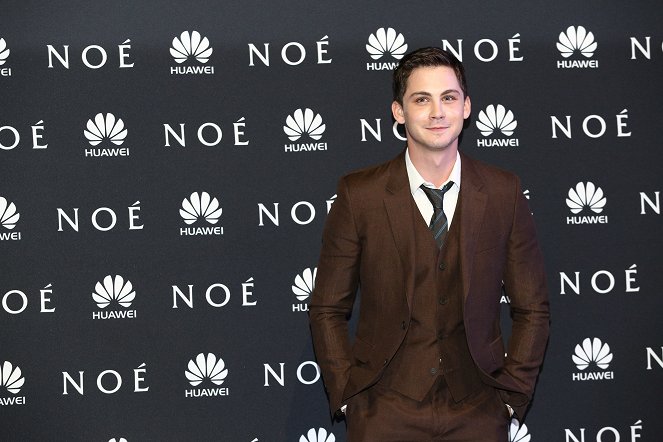 Noé - Rendezvények - Logan Lerman