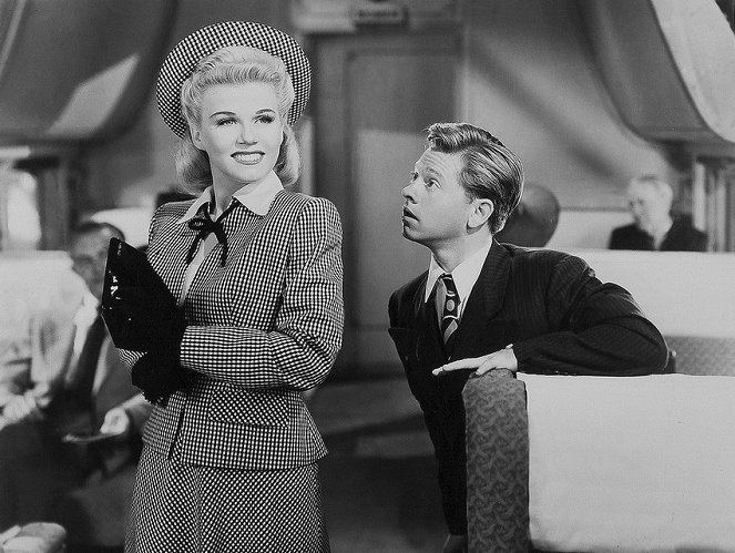 Andy Hardy's Blonde Trouble - De la película - Mickey Rooney