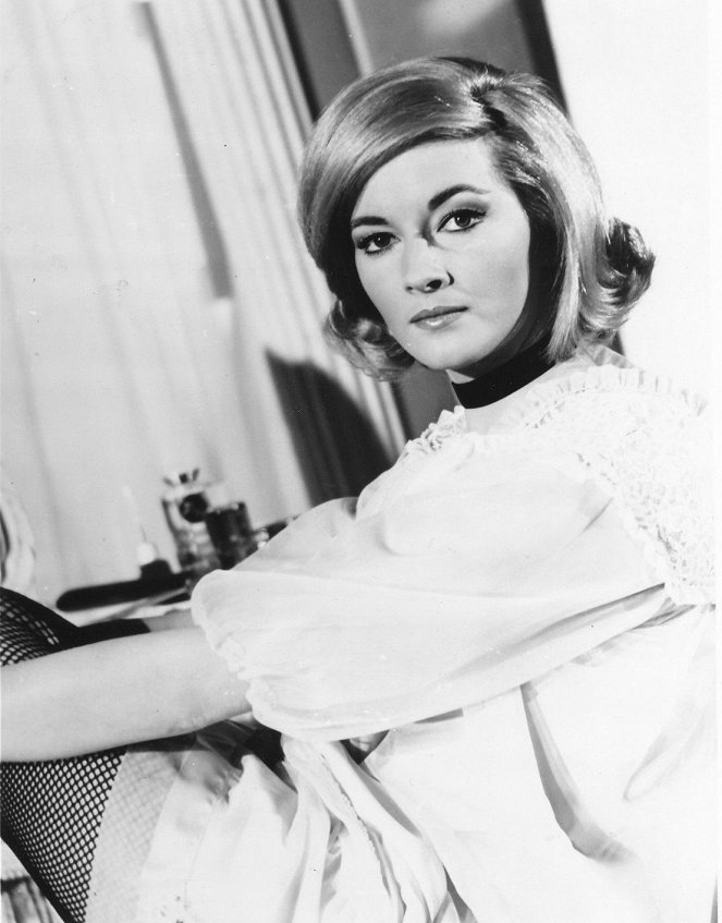 From Russia with Love - Promo - Daniela Bianchi