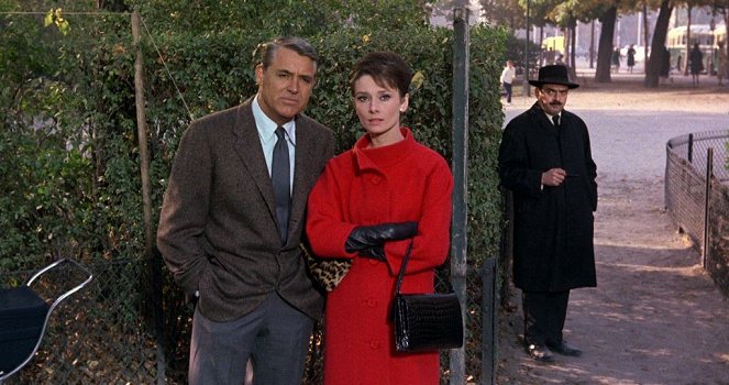 Szarada - Z filmu - Cary Grant, Audrey Hepburn, Jacques Marin