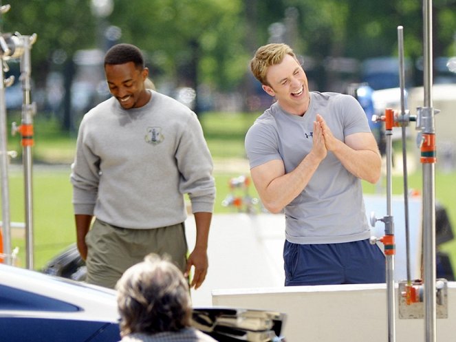 Captain America: The Winter Soldier - Making of - Anthony Mackie, Chris Evans