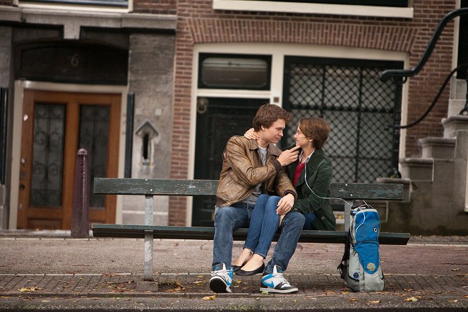 The Fault in Our Stars - Van film - Ansel Elgort, Shailene Woodley