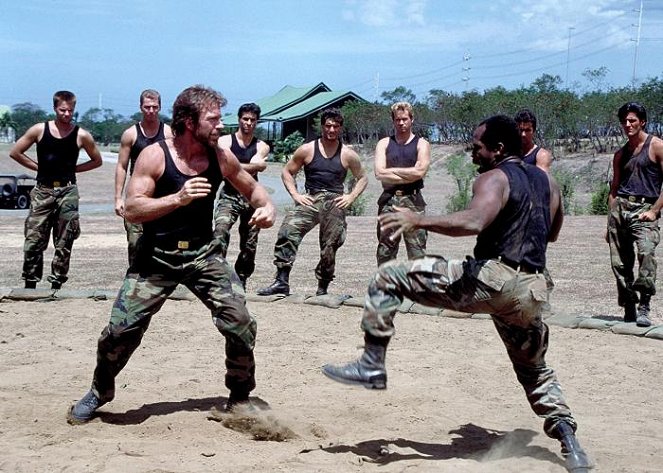 Delta Force 2 - Huumeviidakko - Kuvat elokuvasta - Chuck Norris
