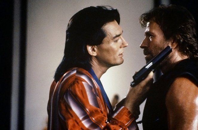 Delta Force 2: The Columbian Connection - Filmfotos - Billy Drago, Chuck Norris