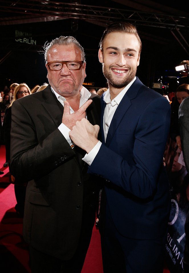 Noé - Eventos - Ray Winstone, Douglas Booth