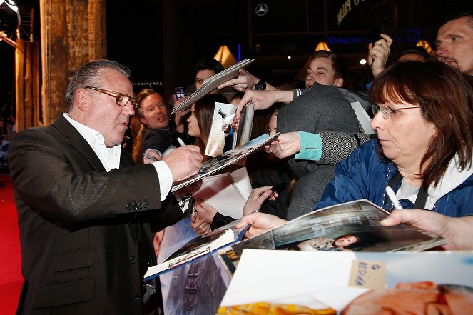 Noah - Events - Ray Winstone