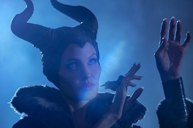 Zloba - Královna černé magie - Z filmu - Angelina Jolie