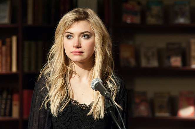 Are We Officially Dating? - Photos - Imogen Poots