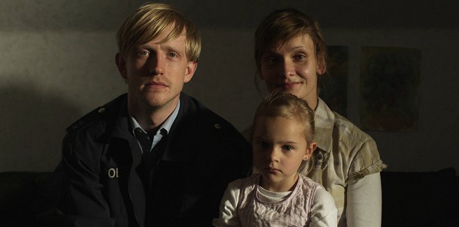 Die Frau des Polizisten - De la película - David Zimmerschied, Alexandra Finder