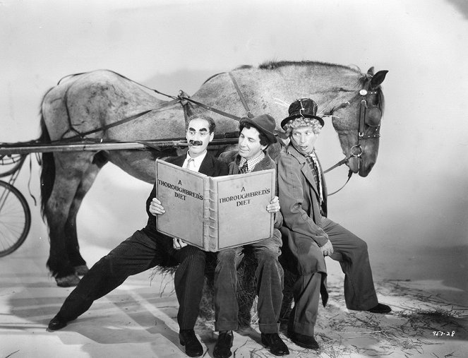 Botrány az ügetőn - Promóció fotók - Groucho Marx, Chico Marx, Harpo Marx