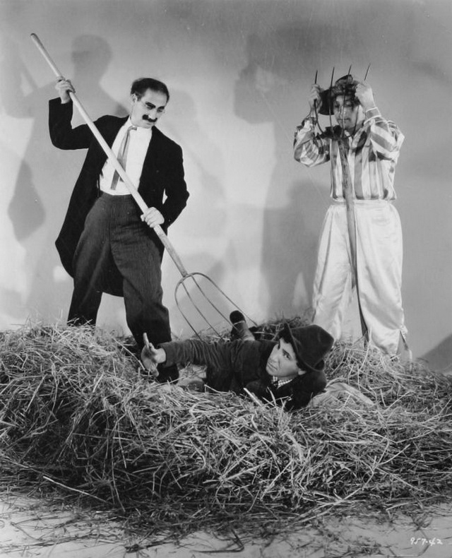 Botrány az ügetőn - Promóció fotók - Groucho Marx, Chico Marx, Harpo Marx