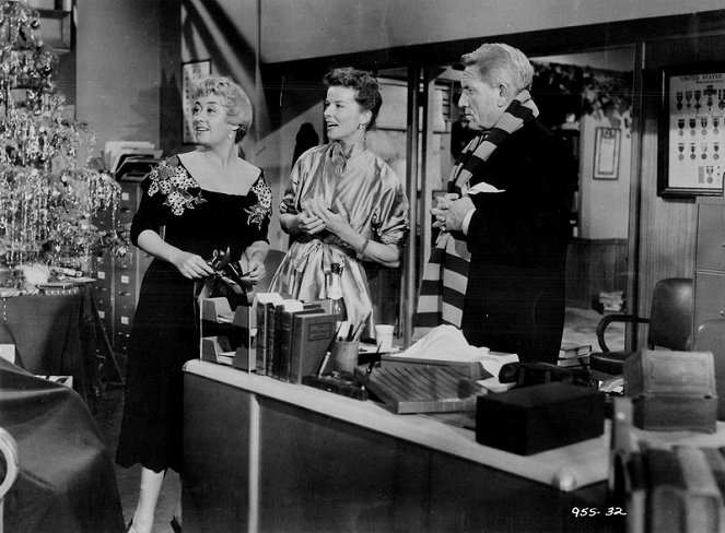 Eine Frau, die alles weiß - Filmfotos - Joan Blondell, Katharine Hepburn, Spencer Tracy