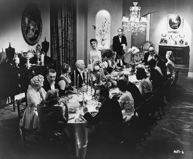 Um Rei em Nova Iorque - Do filme - Charlie Chaplin, Dawn Addams