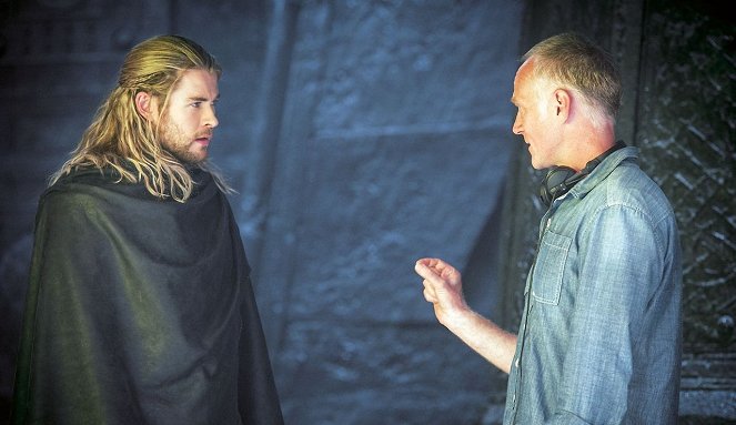 Thor - The Dark Kingdom - Dreharbeiten - Chris Hemsworth, Alan Taylor