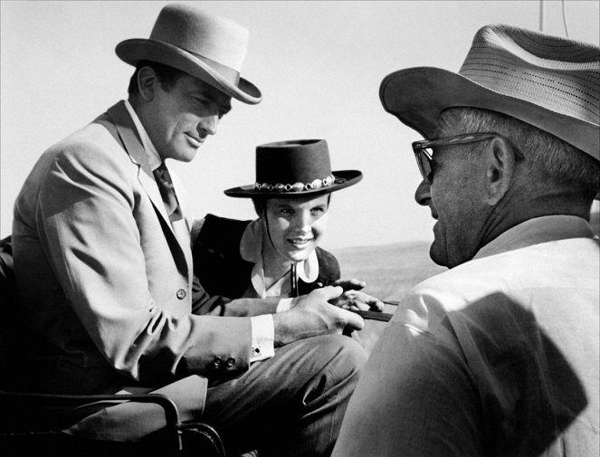 Velká země - Z natáčení - Gregory Peck, Carroll Baker, William Wyler
