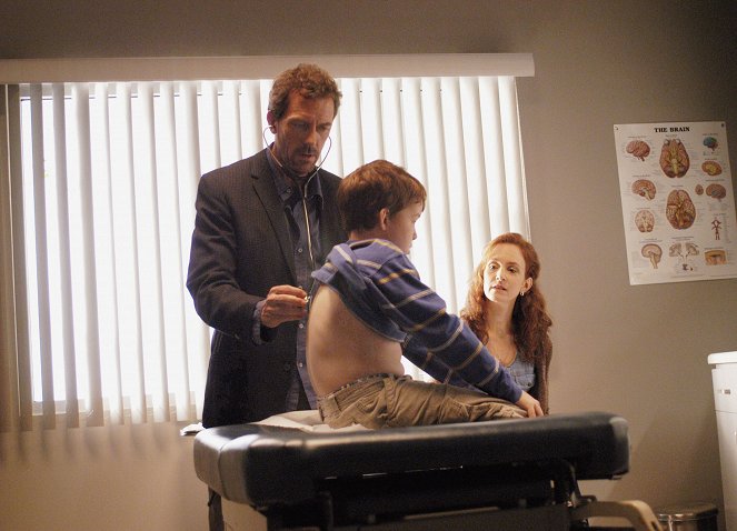 House M.D. - Season 1 - Pilot - Photos - Hugh Laurie