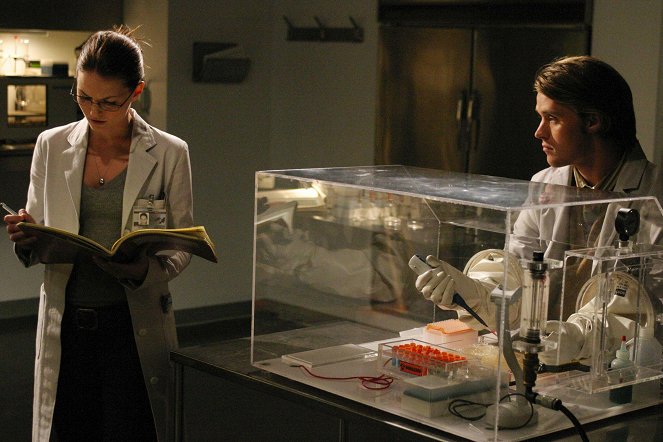 Dr. House - Vernosť - Z filmu - Jennifer Morrison, Jesse Spencer