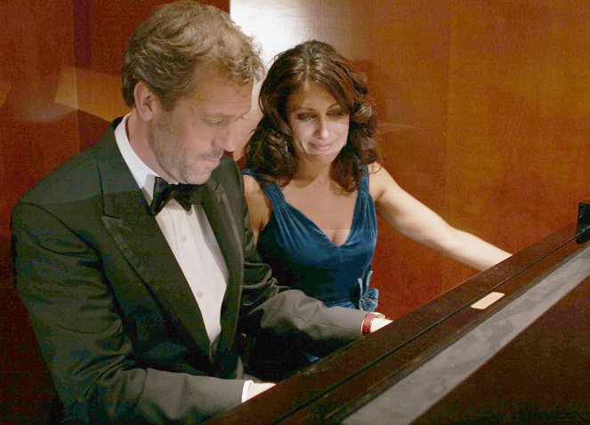 House M.D. - Season 2 - Apuesto el resto - De la película - Hugh Laurie, Lisa Edelstein