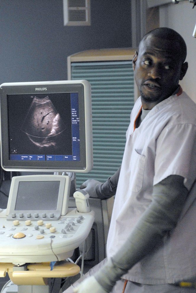 Dr House - Pozycja embrionalna - Z filmu - Omar Epps