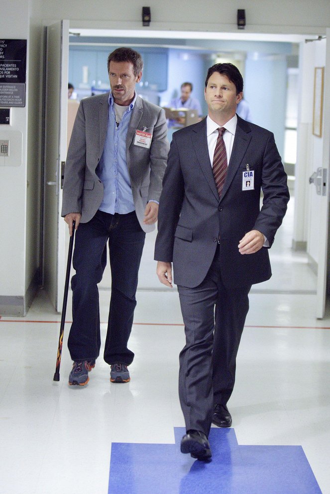 Dr House - Za każdą cenę - Z filmu - Hugh Laurie, Chad Willett
