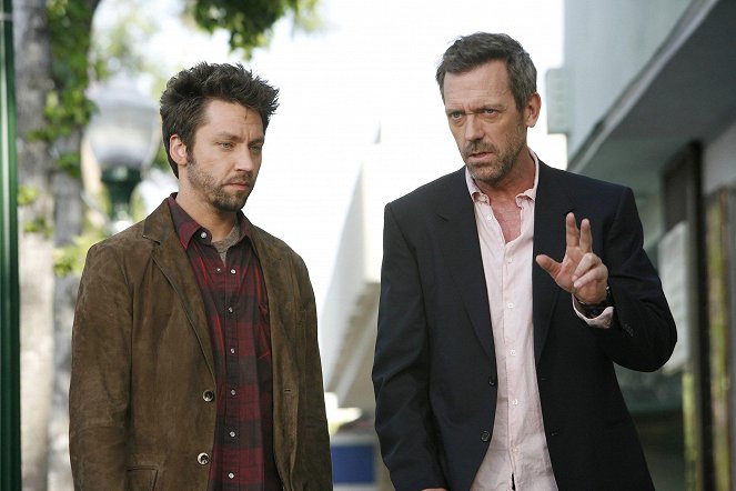 House M.D. - Season 5 - Not Cancer - Van film - Michael Weston, Hugh Laurie