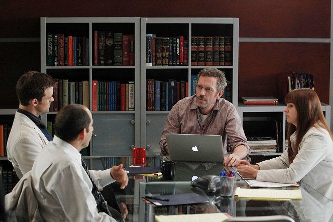 Dr. House - Následky recese - Z filmu - Jesse Spencer, Hugh Laurie, Amber Tamblyn