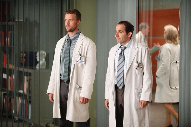 House M.D. - Season 8 - Bobs Taten - Filmfotos - Jesse Spencer, Peter Jacobson