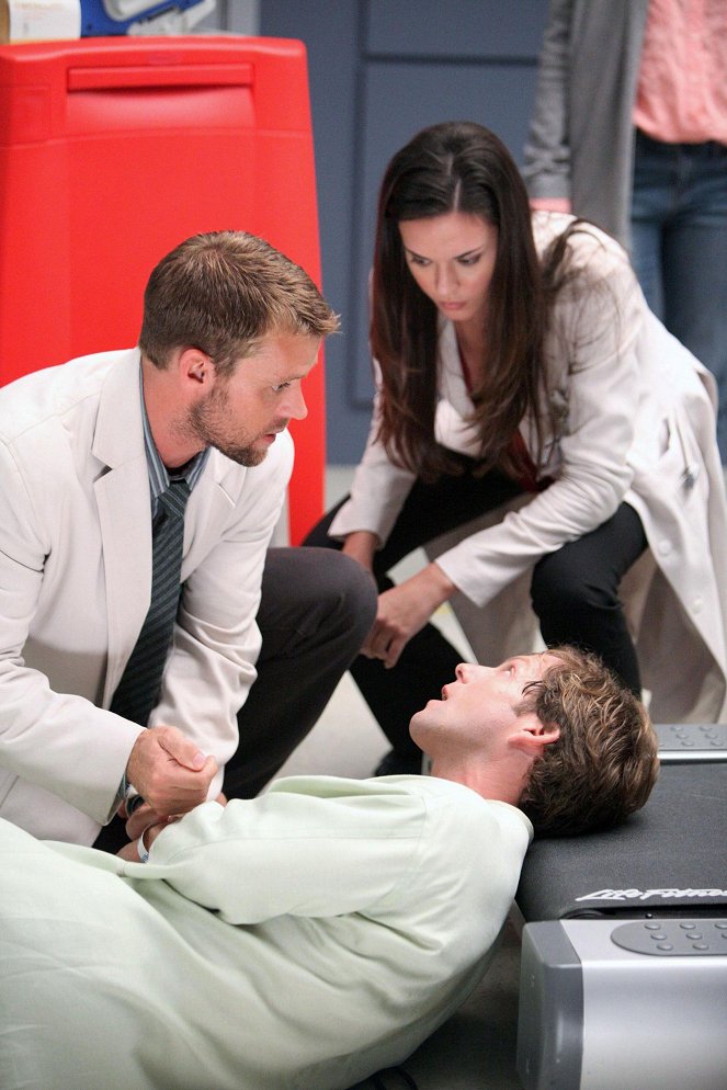 House M.D. - Season 8 - The Confession - Photos - Jesse Spencer, Jamie Bamber, Odette Annable
