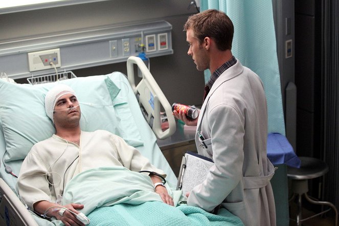 Dr House - Autopsja - Z filmu - Jamie Elman, Jesse Spencer