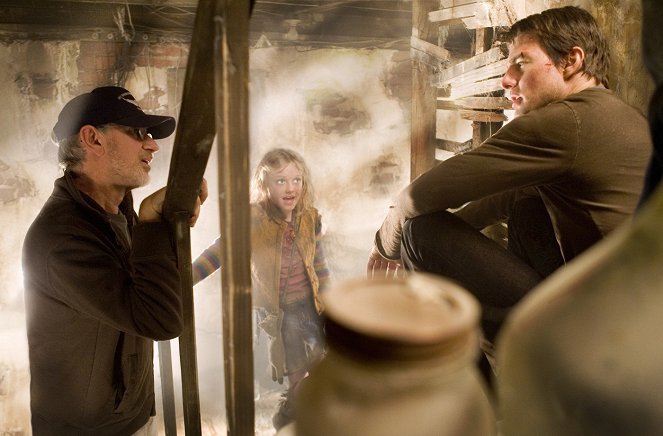 Válka světů - Z natáčení - Steven Spielberg, Dakota Fanning, Tom Cruise
