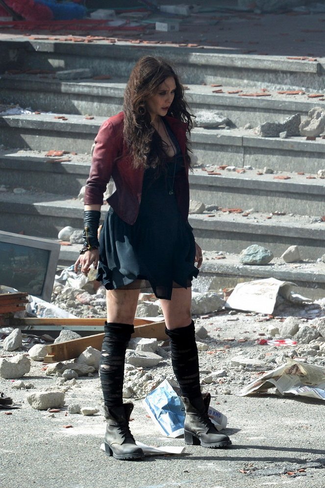 Avengers 2: Vek Ultrona - Z nakrúcania - Elizabeth Olsen
