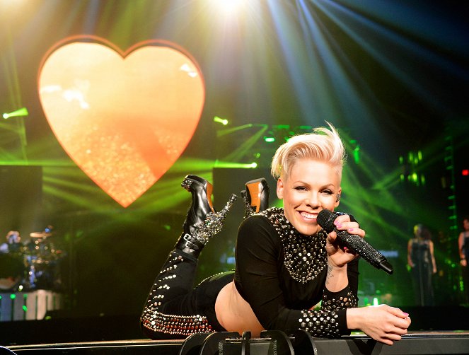 Pink: The Truth About Love Tour - Live from Melbourne - De la película - P!nk