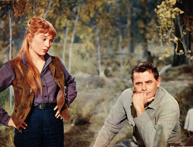Furia en el valle - De la película - Shirley MacLaine, Glenn Ford