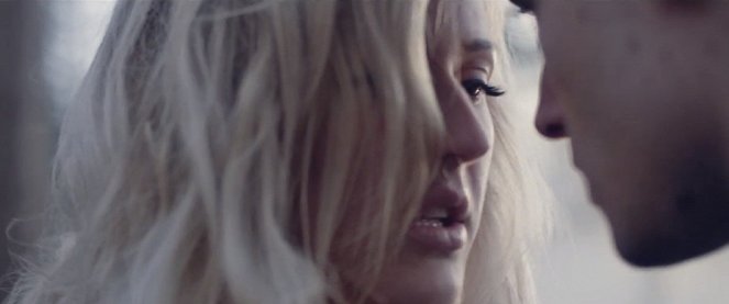 Ellie Goulding - Beating Heart - Van film