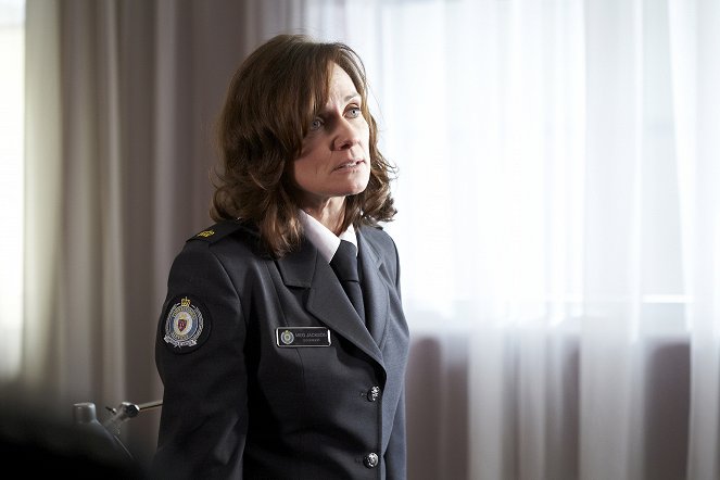 Wentworth - Season 1 - No Place Like Home - Photos - Catherine McClements
