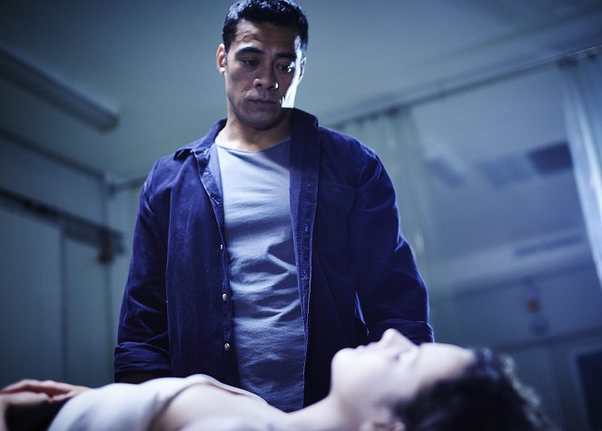 Wentworth - To the Moon - Photos - Robbie Magasiva