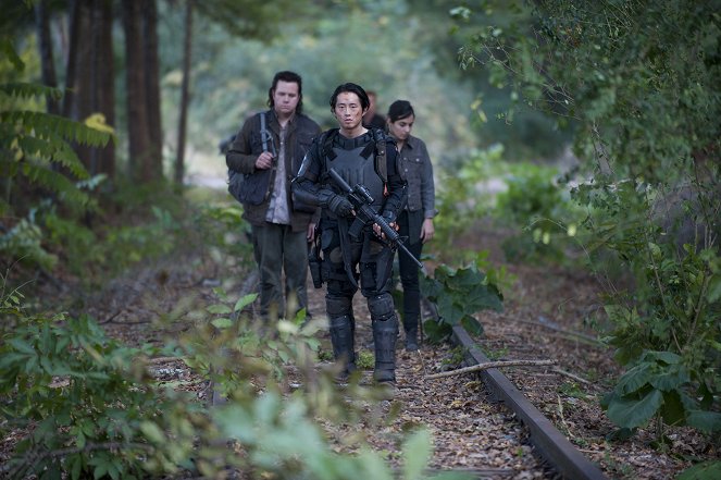 The Walking Dead - Mi - Filmfotók - Josh McDermitt, Steven Yeun, Christian Serratos