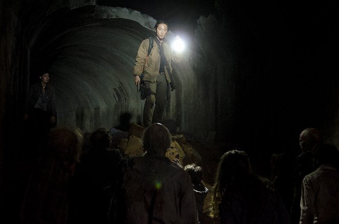 The Walking Dead - Us - Photos - Steven Yeun