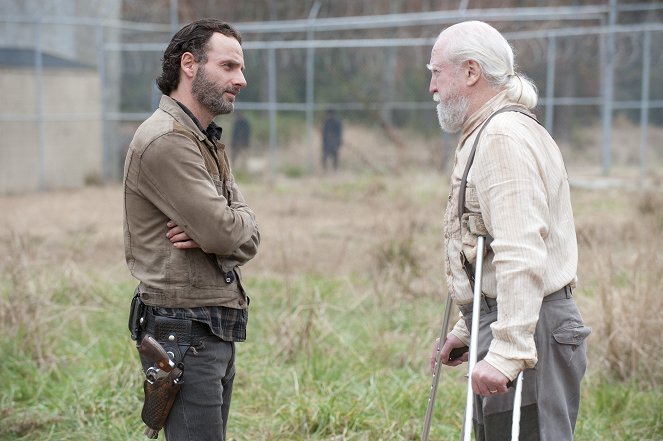 The Walking Dead - A - Photos - Andrew Lincoln, Scott Wilson