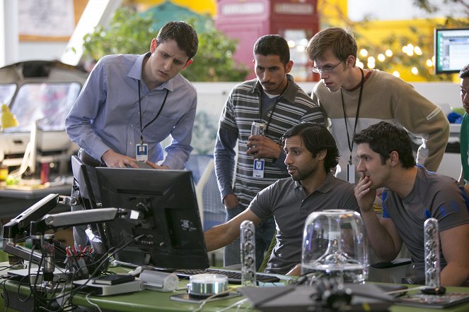 Silicon Valley - Minimum Viable Product - Photos - Zach Woods