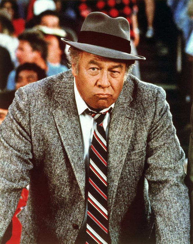 The Naked Gun: From the Files of Police Squad! - Van film - George Kennedy
