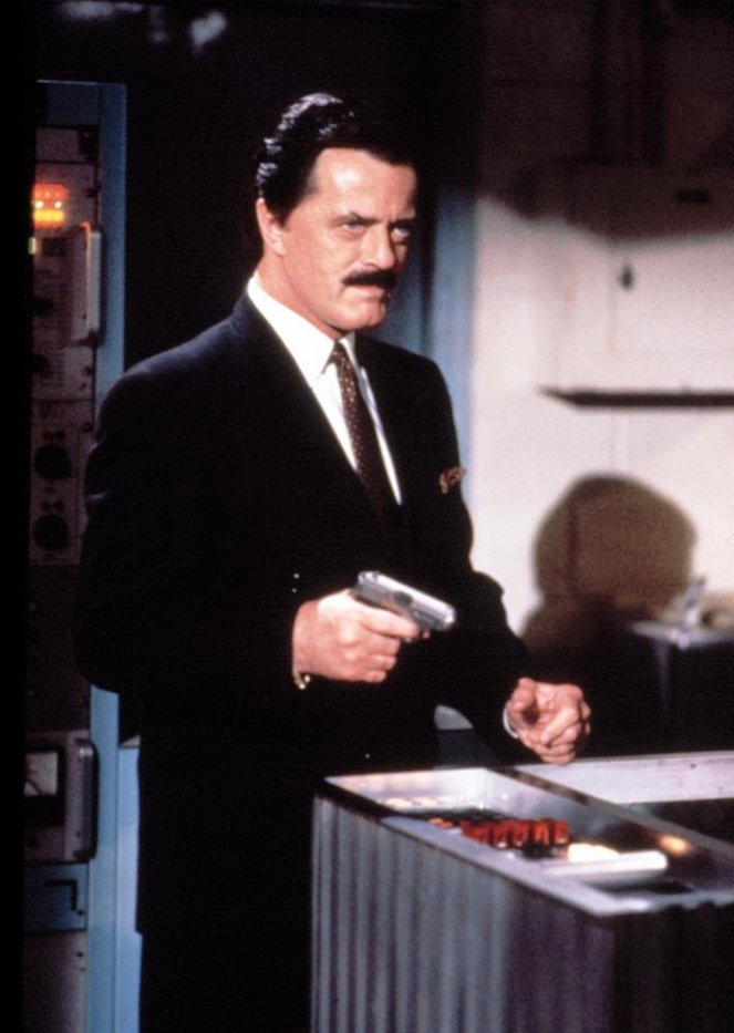 The Naked Gun 2 1/2: The Smell of Fear - Van film - Robert Goulet