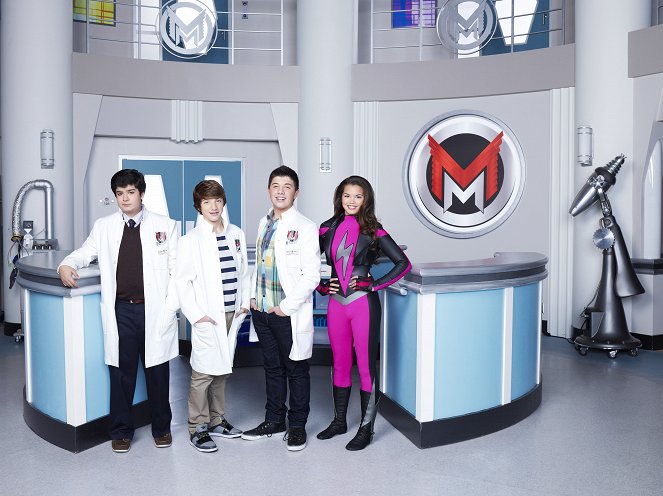 Mighty Med - Promoción - Devan Leos, Jake Short, Bradley Steven Perry, Paris Berelc