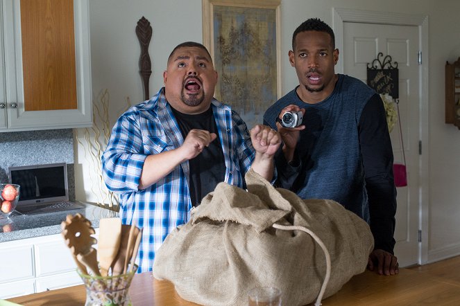 Pár nenormálních aktivit 2 - Z filmu - Gabriel Iglesias, Marlon Wayans