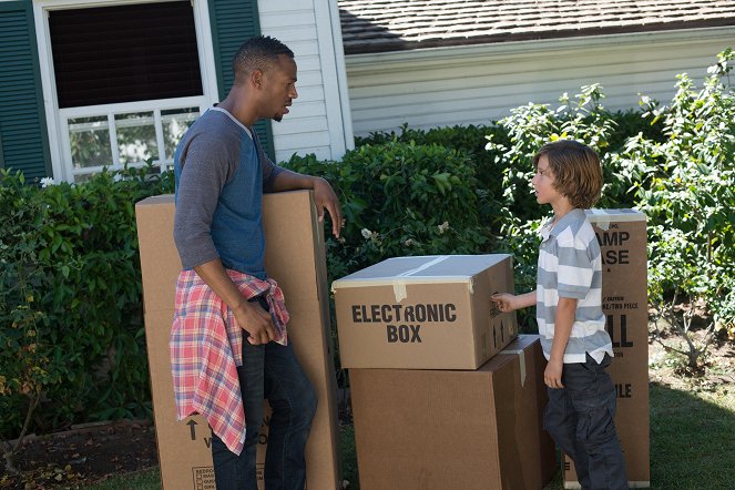 A Haunted House 2 - Photos - Marlon Wayans, Steele Stebbins