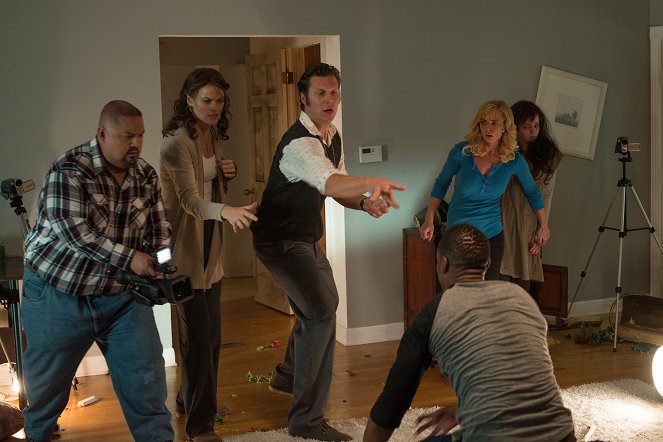 A Haunted House 2 - Photos - Gabriel Iglesias, Missi Pyle, Hayes MacArthur, Jaime Pressly, Ashley Rickards