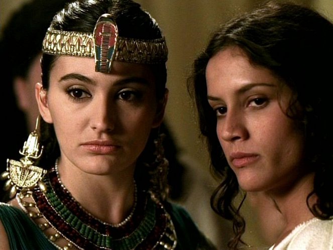 Cleopatra - Do filme - Kassandra Voyagis, Leonor Varela